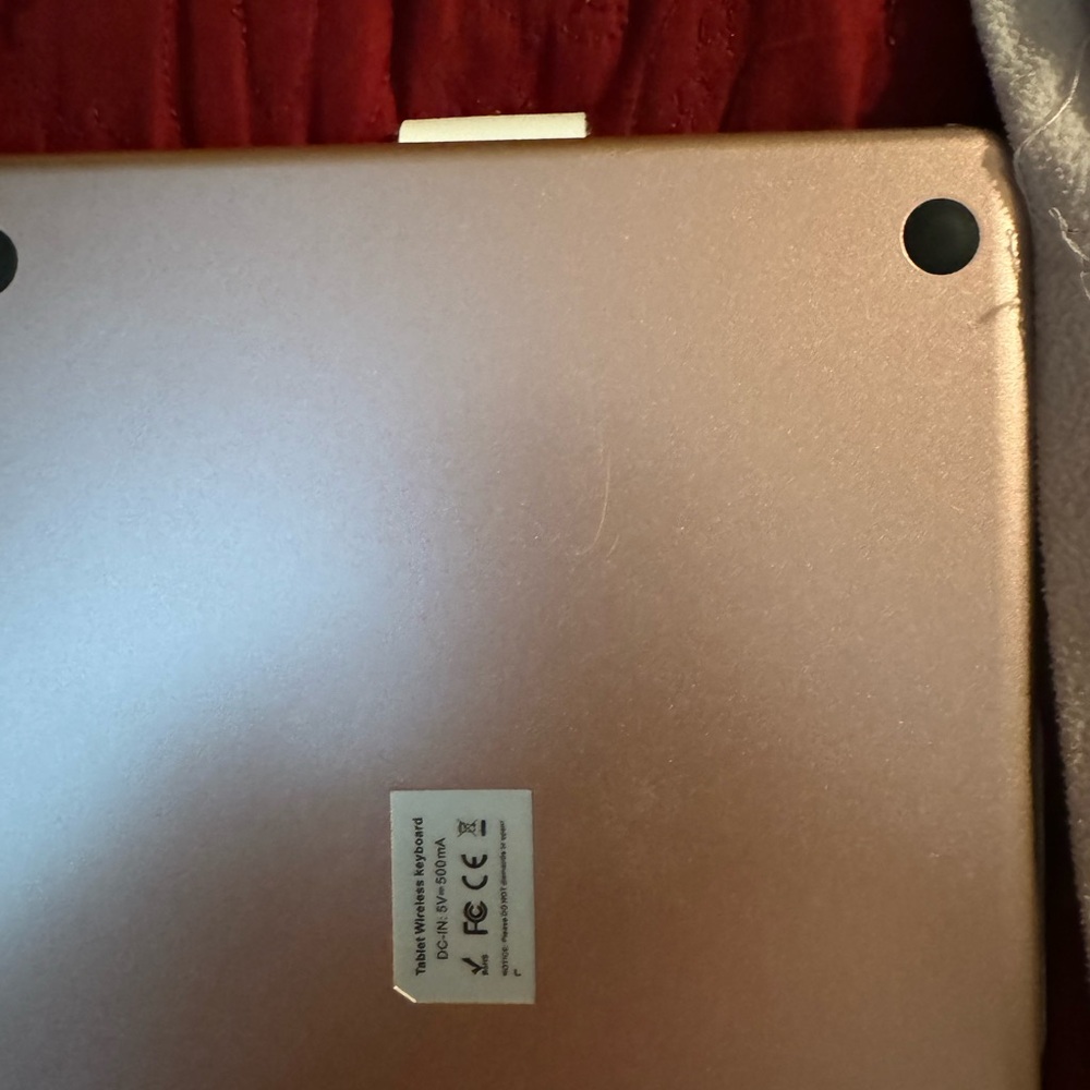 Wireless & Bluetooth Keyboard - Picture 2 of 3